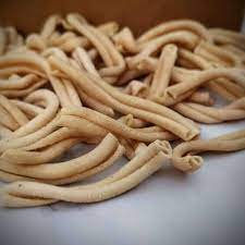 Donna Pastaia Strozzapreti - Wholewheat & Semolina (Eggless) Image